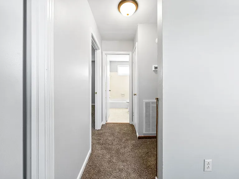 758C Bancroft Cir — Photo 30