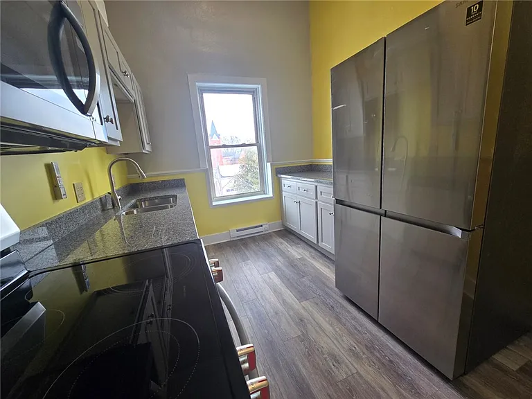 27 E Main St #311 — Photo 4