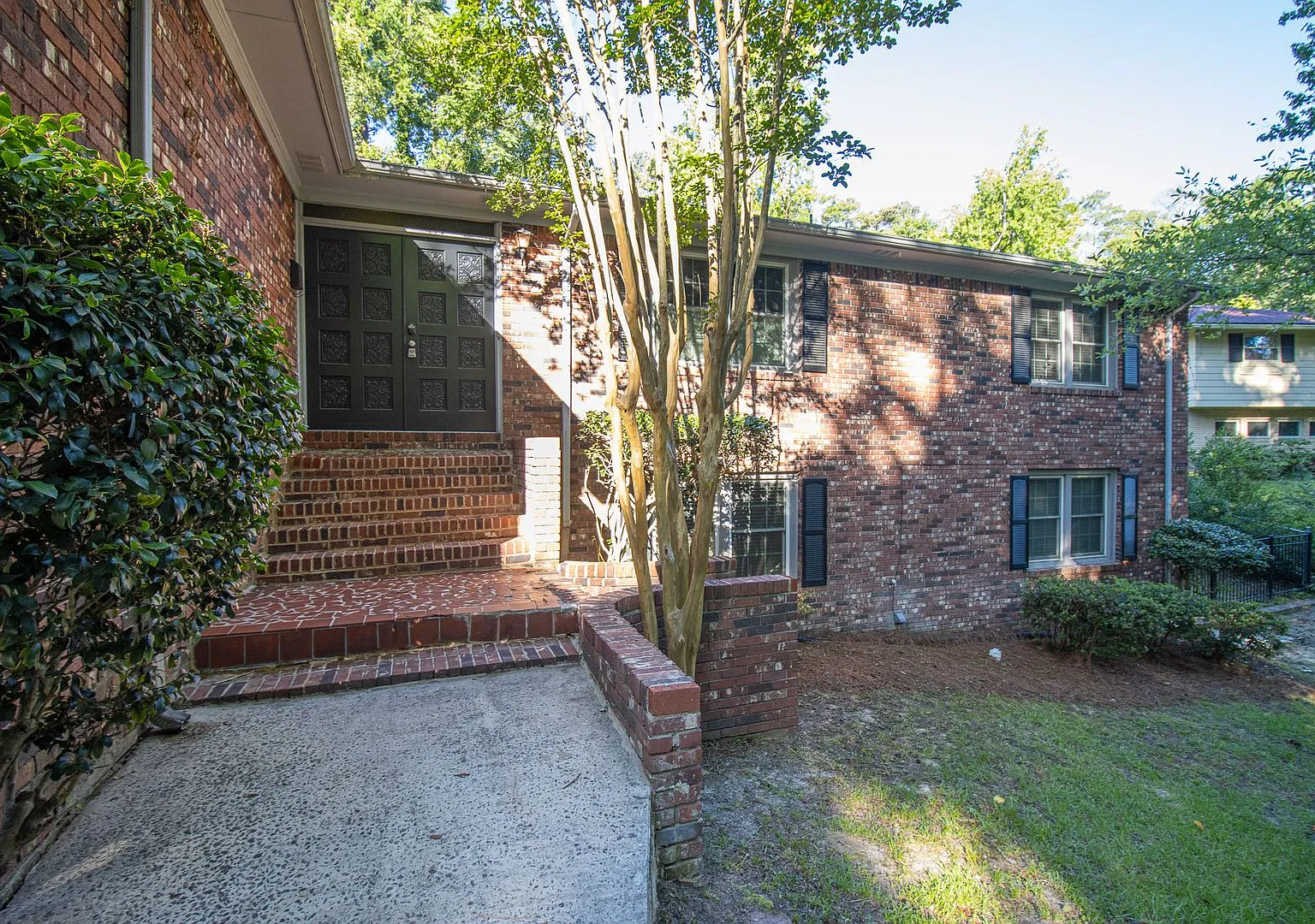 Renovated 5BR Home Minutes from Downtown Columbia | Two Full Kitchens + Fenced Yard ~ Available A... — Photo 2