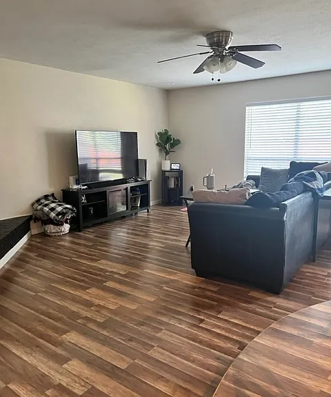 5425 Slay Dr — Photo 10