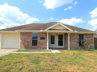 5825 Shadowbend Cir S, Lumberton, TX 77657