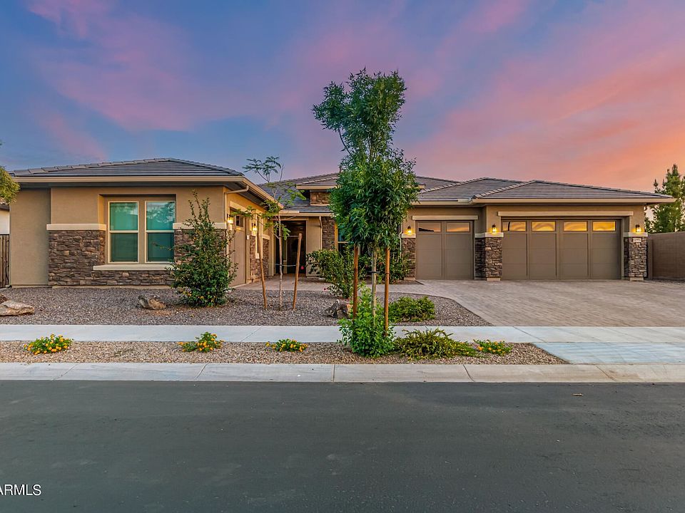 1st image of 22995 E Parkside Dr