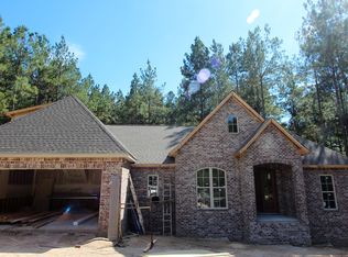 36 Magnolia Crossing Rd, Sumrall, MS 39482