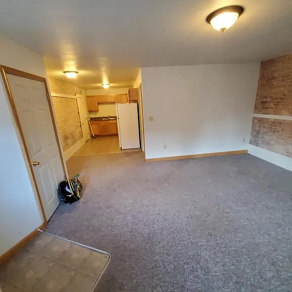 104 W Main St #3 — Photo 5