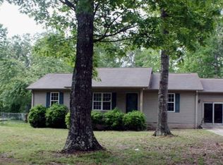 2148 Keno Dr, Crossville, TN 38572