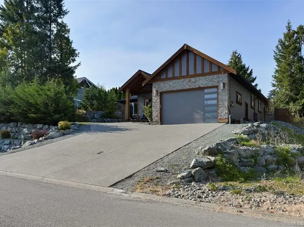 847 Bucktail Rd, Mill Bay, BC V0R 2P1