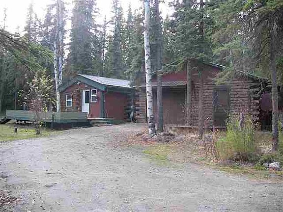 4th image of 525 Ookpik Way