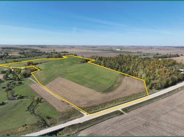 Garfield Ave, Mechanicsville, IA 52306