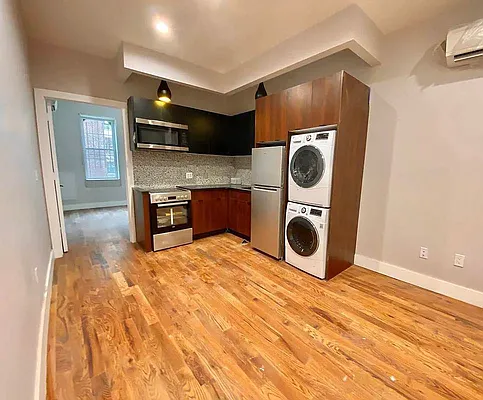 Rented by Artur Gutman, LREB | media 1