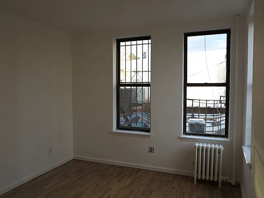 Rented by Target Realty Group | media 10