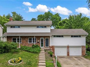 6000 W 94th Ter, Overland Park, KS 66207