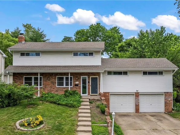 6000 W 94th Ter, Overland Park, KS 66207