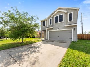 5926 Golden Cove Rd, Baytown, TX 77523