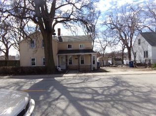 260 W River St, Kankakee, IL 60901