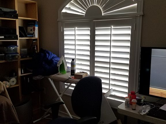 4th image of 2089 Regal St