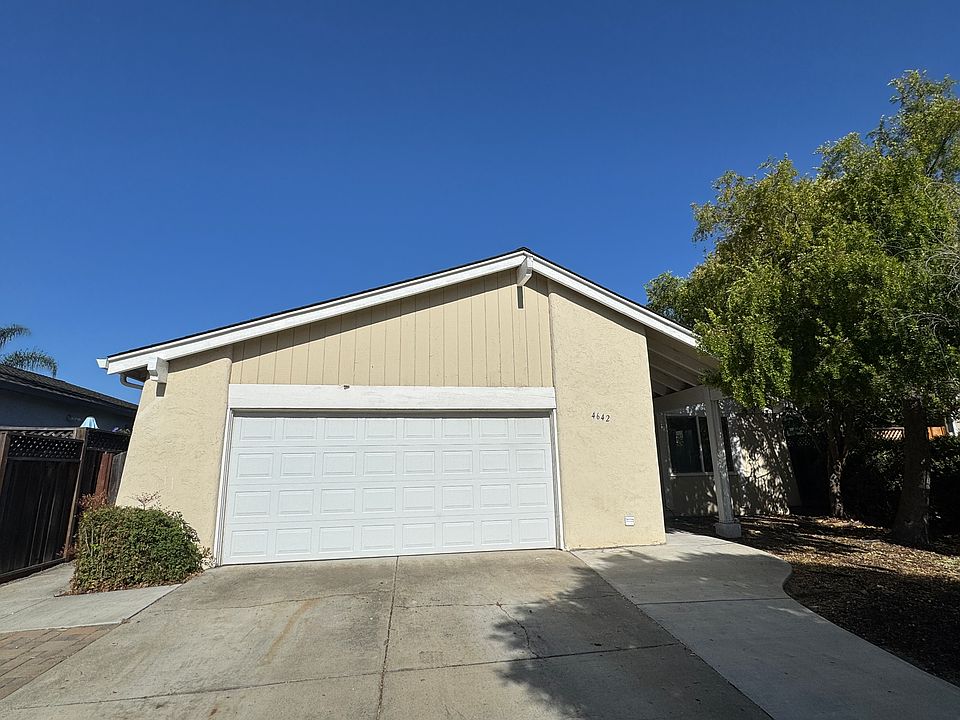 1st image of 4642 Holycon Cir