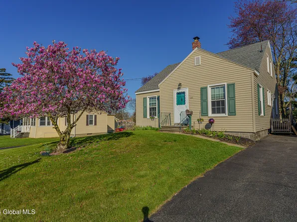 20 Hackett Avenue, Albany, NY 12205