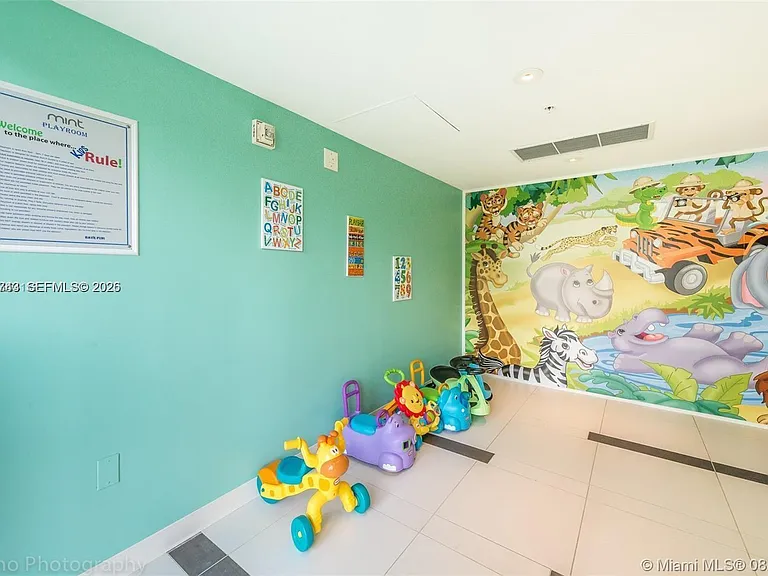92 SW 3rd St #2510 — Photo 21