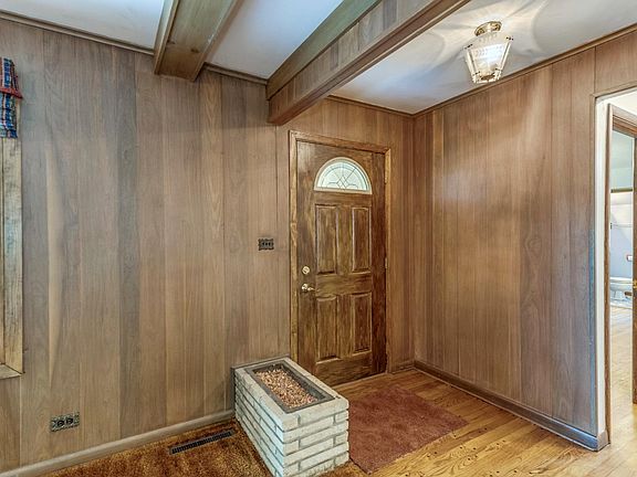5th image of 12618 S 74th Ave