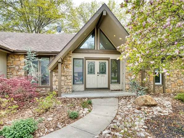 105 Samphill St, Lawson, MO 64062