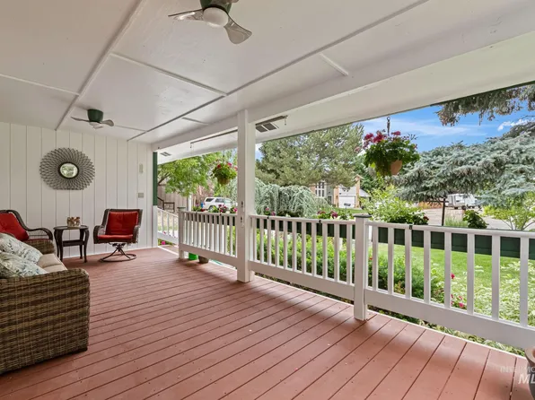 1075 Teal Cir, Mountain Home, ID 83647