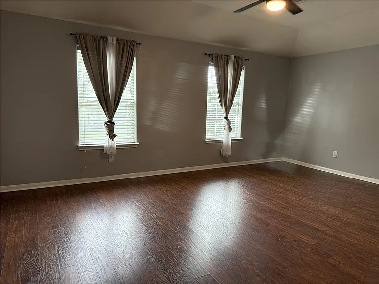4635 Canadian River Ct — Photo 8