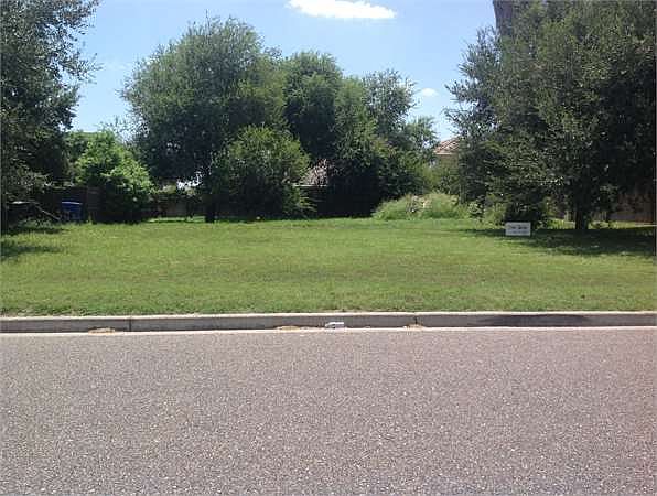 2nd image of 5121 W Hackberry Ave