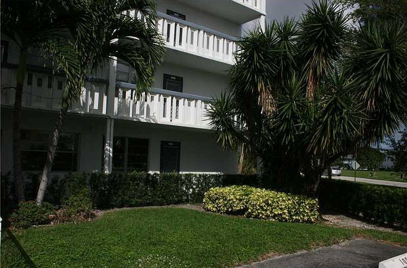 1st image of 1001 Oakridge A #1001
