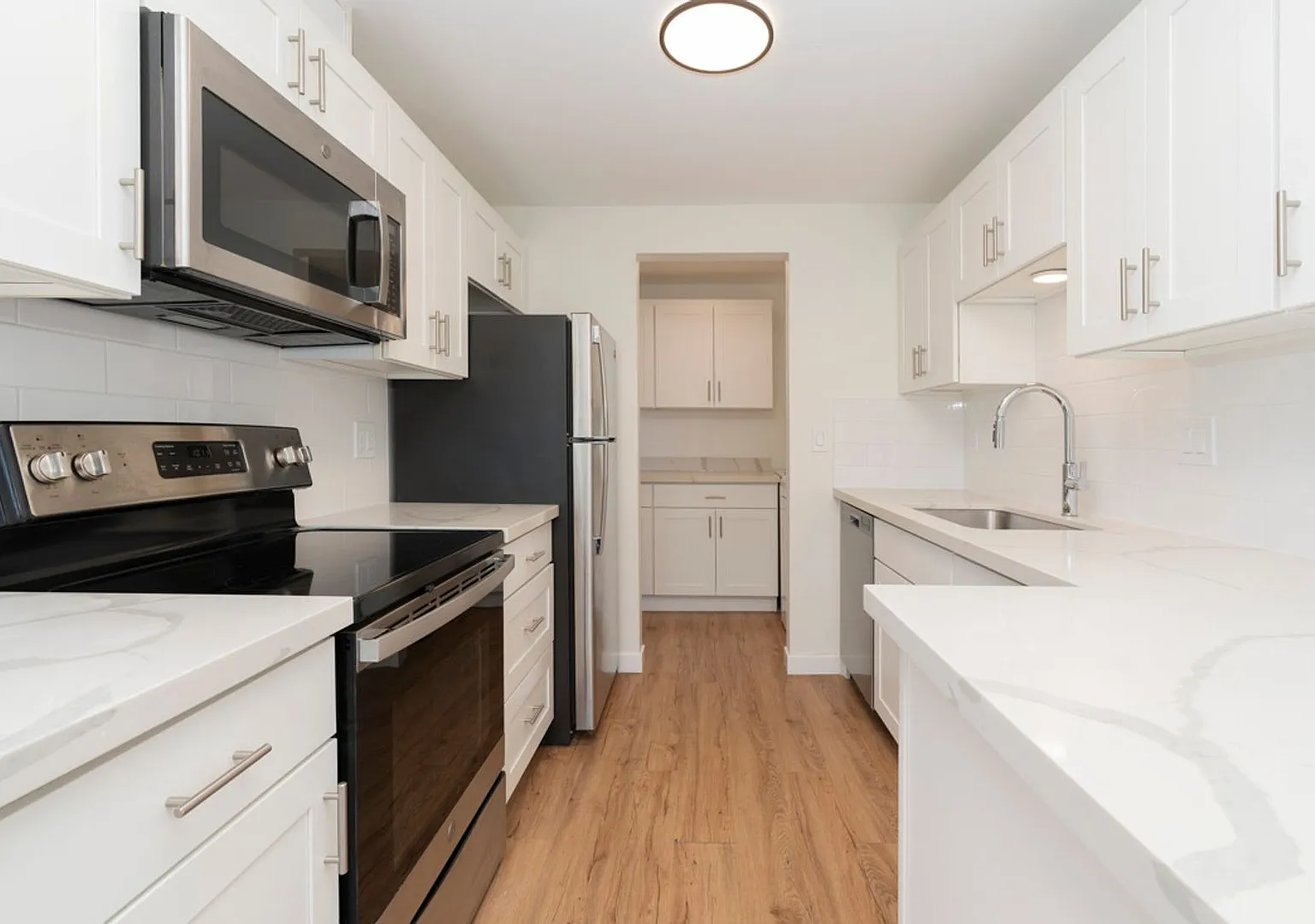 Nordic Heights Apartments — Photo 1