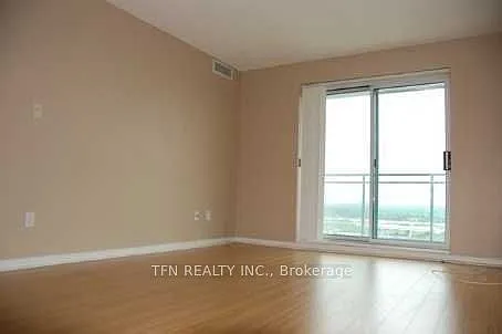 Building Photo - 39 Oneida Cres #1201