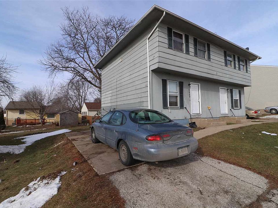2nd image of 5402 N Division St