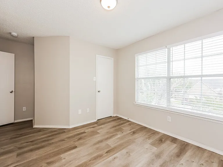 1213 Singletree Ct — Photo 14