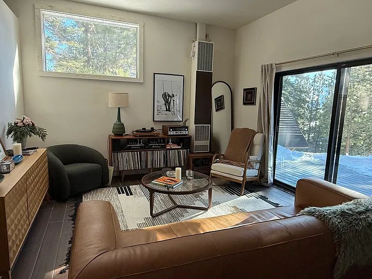 61 Knob Hill Ln #1 — Photo 4
