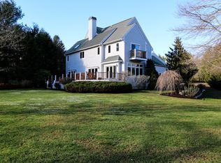 4 Hunter Ln, South Hamilton, MA 01982