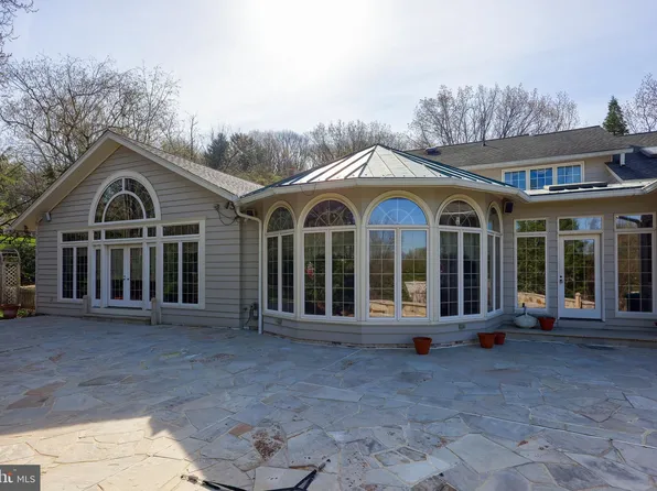 1504 Old Mill Rd, Wyomissing, PA 19610