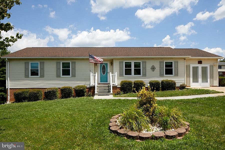 1st image of 612 Meadow Ln