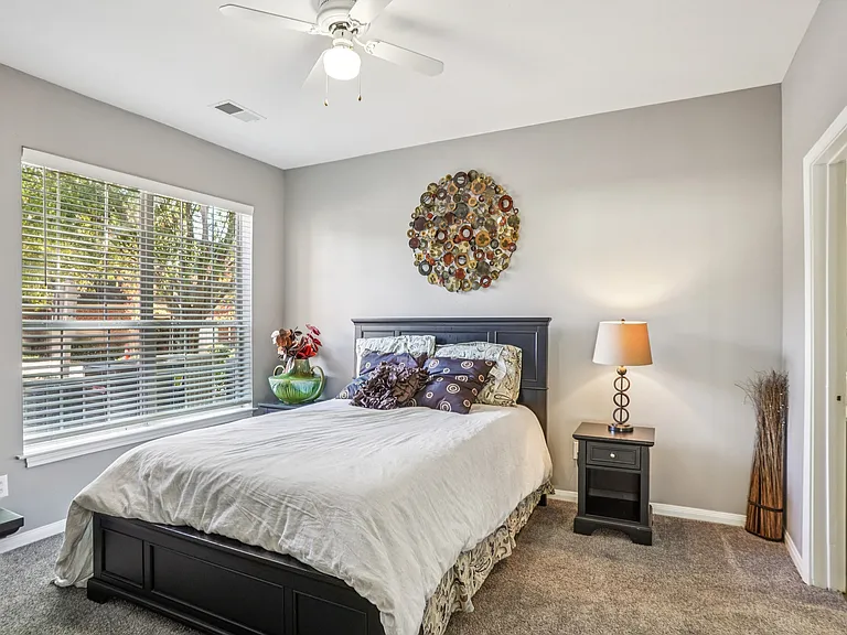 Bridford Lake Apartments — Photo 16