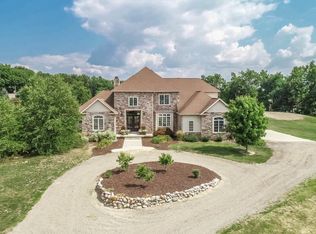 10065 Garrison Rd, Laingsburg, MI 48848