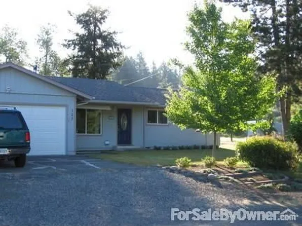 127 Roundtree Way, Gates, OR 97346