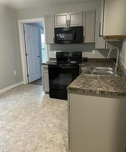177 Court St #2 — Photo 5