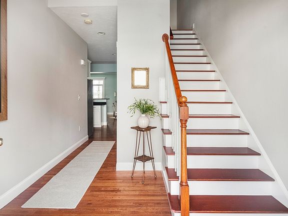 5th image of 50 Nolan Ct #50