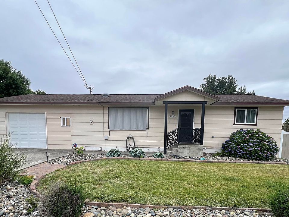 1st image of 2133 10th Ave