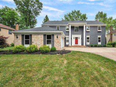 2819 Southwood Dr, Westlake, OH, 44145