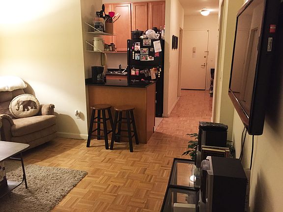 5th image of 85 John St APT 10F