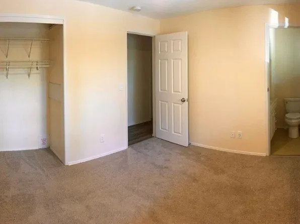 14018 89th Ave NE #2A, Kirkland, WA 98034