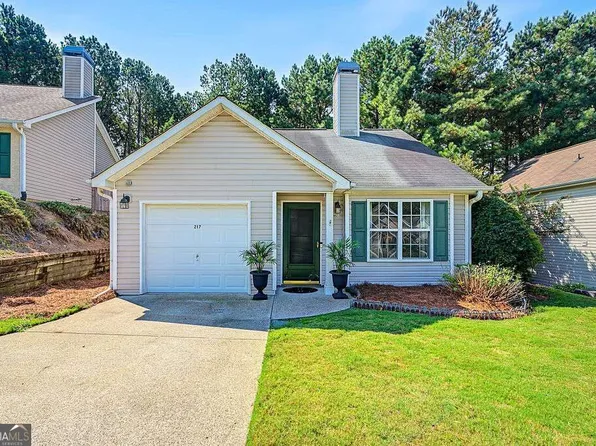 217 Parkridge Dr, Woodstock, GA 30189