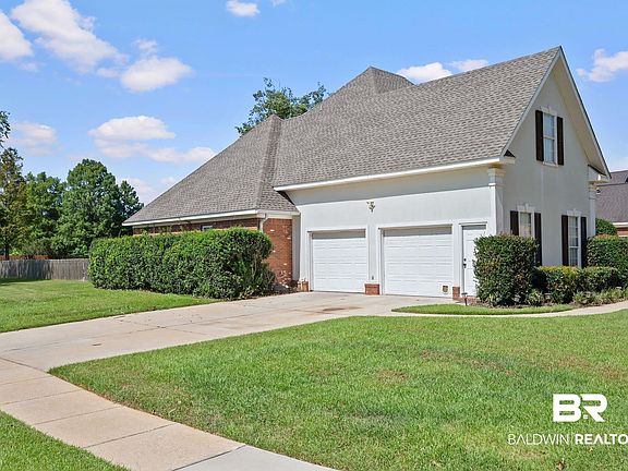 3rd image of 25886 Chamberlain Ct