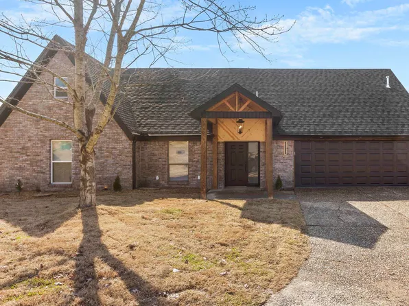 31 Summerland Ct, Little Rock, AR 72227