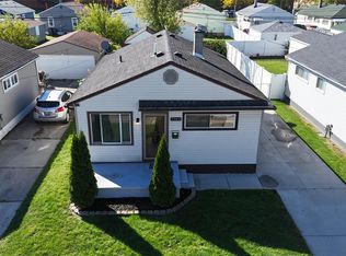 1565 University Ave, Lincoln Park, MI 48146