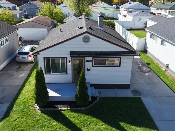 1565 University Ave, Lincoln Park, MI 48146